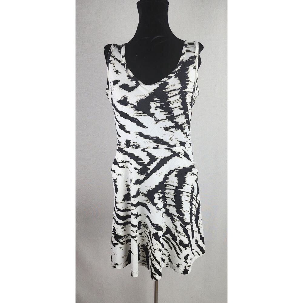 Kardashian Kollection Dress Zebra Womens M Black & White Animal Print Bold